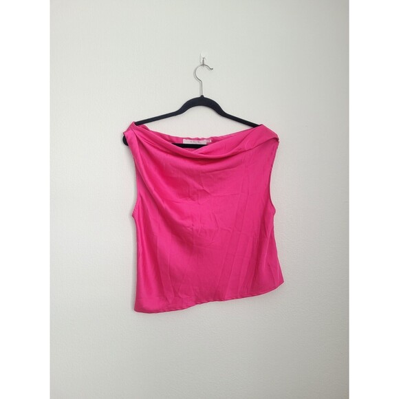 ASTR The Label Ceres Satin Fuchsia Off the Shoulder Sleeveless Top Size S Barbie - Picture 3 of 7